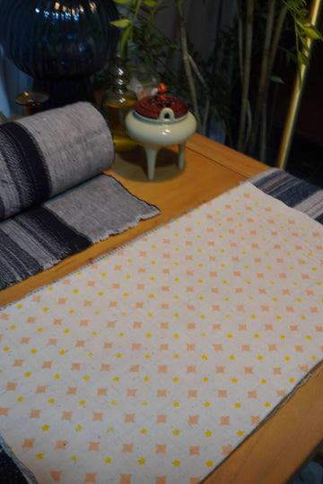 Chinese Handmade Cloth with Square Polka Dot Printing
