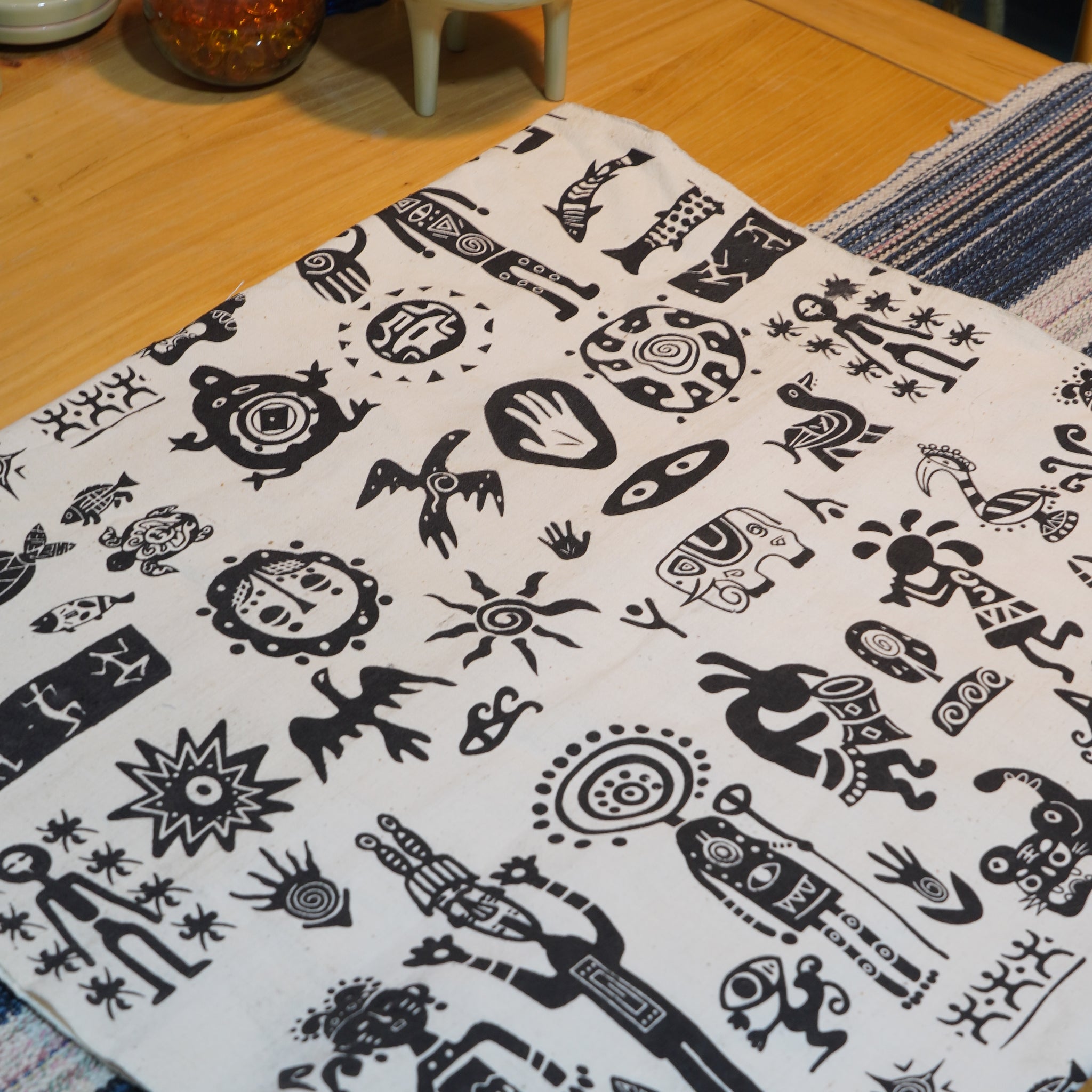 Traditional Chinese craft fabric - Bronze Printing